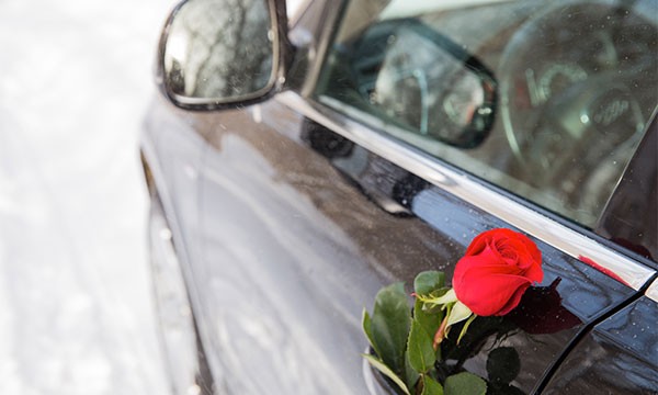 Location d’automobile avec chauffeur pour la Saint-Valentin